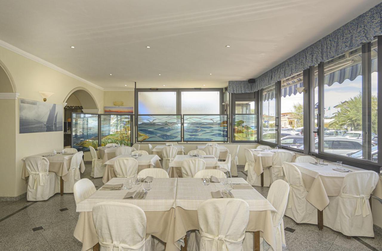 Lungomare 3* Lido di Camaiore