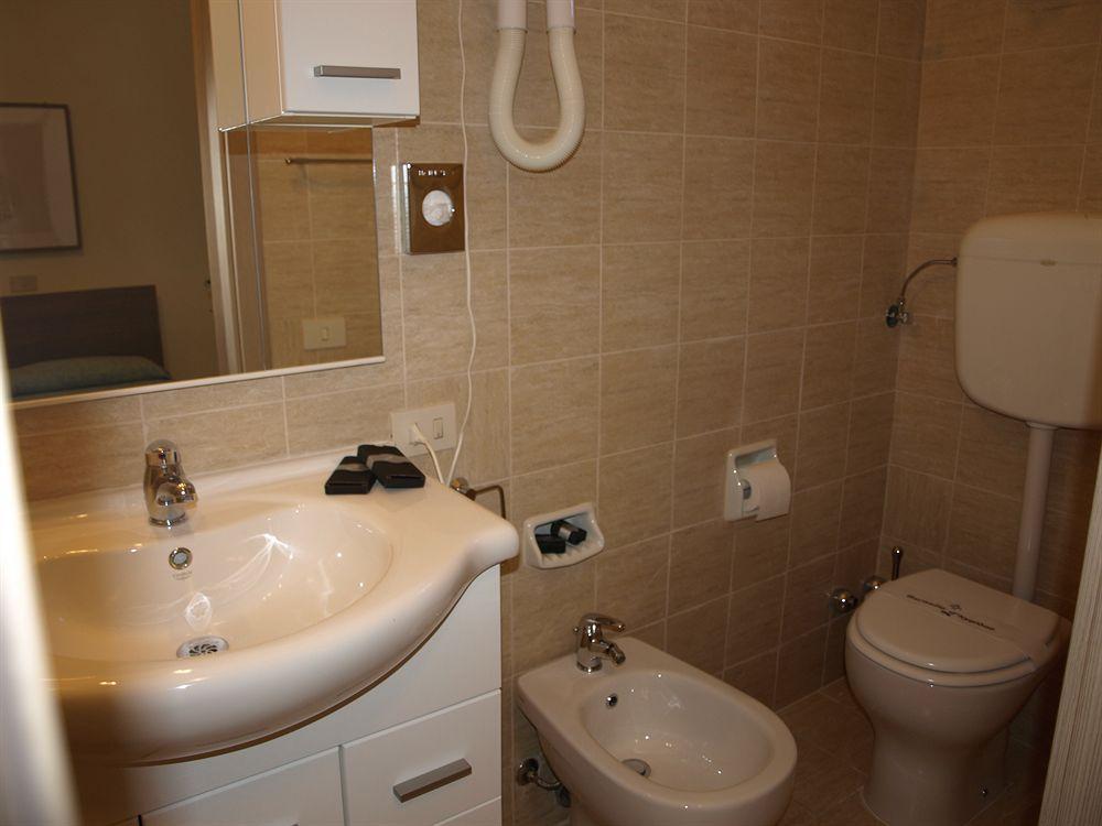 Hotel Lungomare Lido di Camaiore