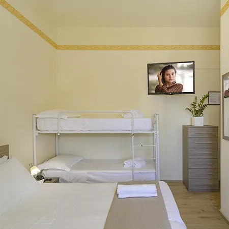 Hotel Lungomare Lido di Camaiore Zimmer foto